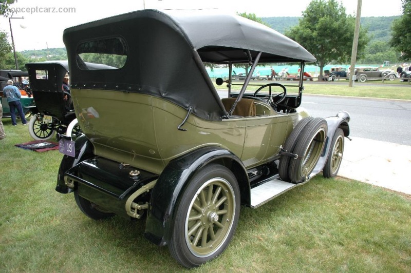 1919 Pierce-Arrow Model 31